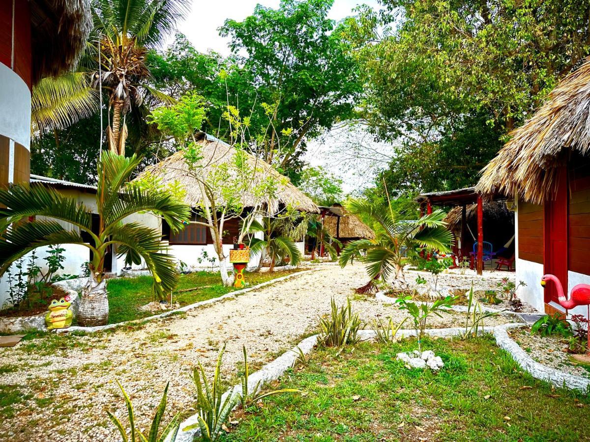 Cabanas Mr Bacalar Exterior photo