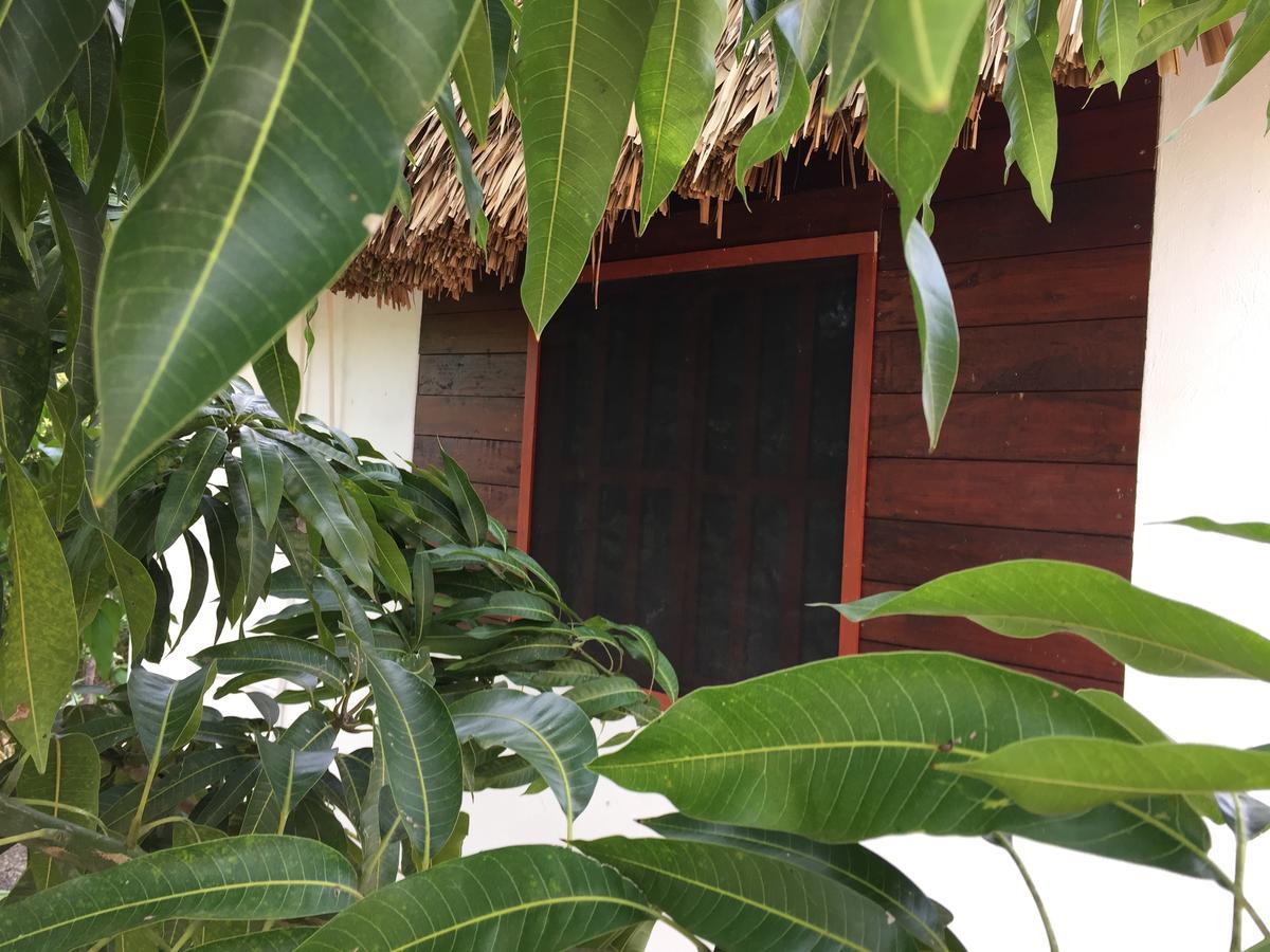 Cabanas Mr Bacalar Exterior photo
